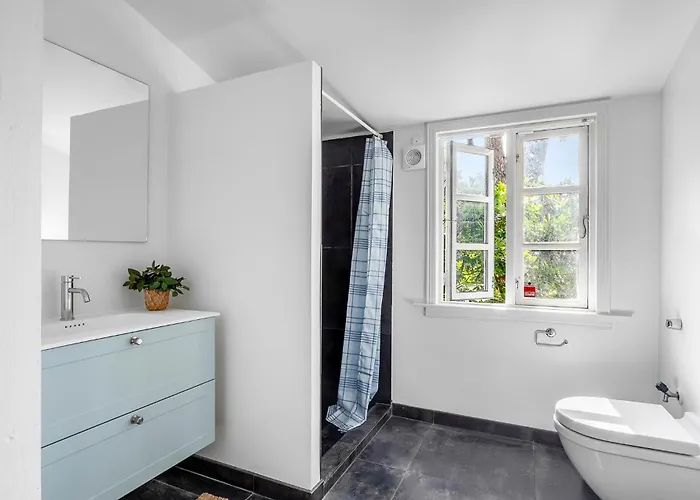 3 Bedroom Amazing In Hornbæk